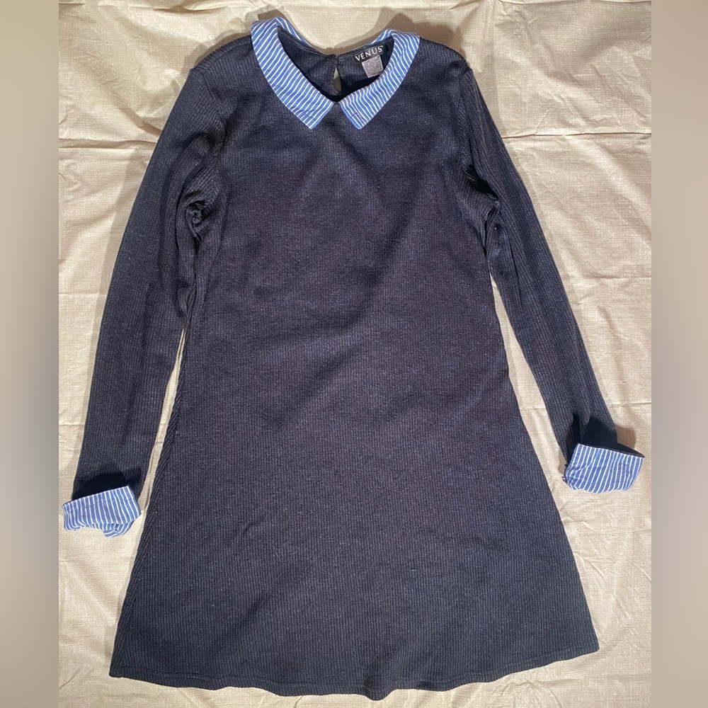 Cute collar dress